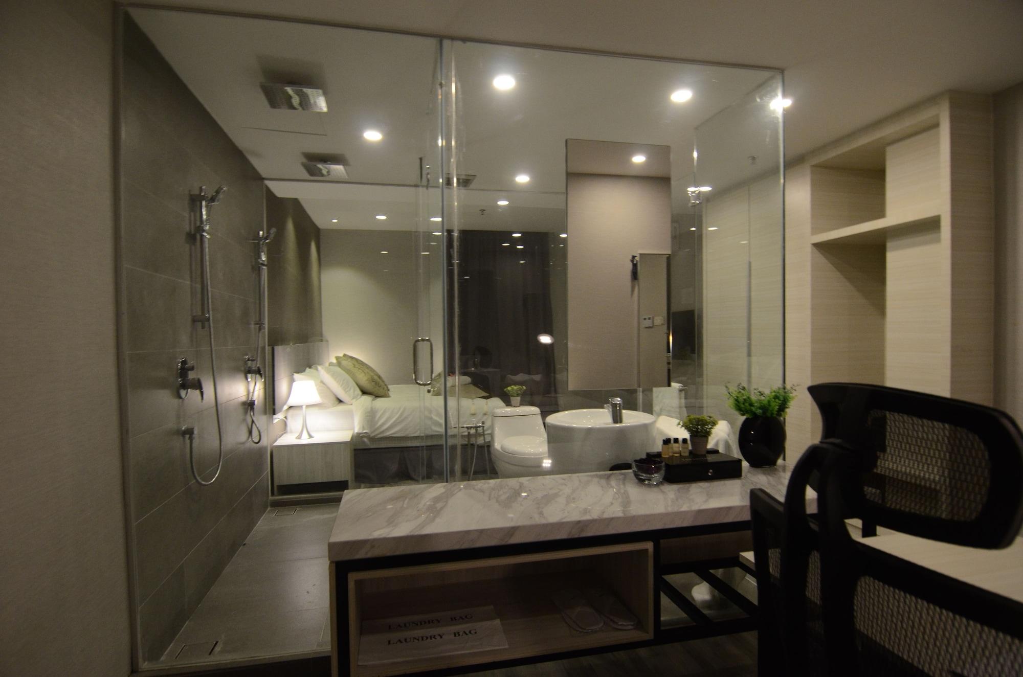 The Leverage Business Hotel Джохор-Бару Екстер'єр фото