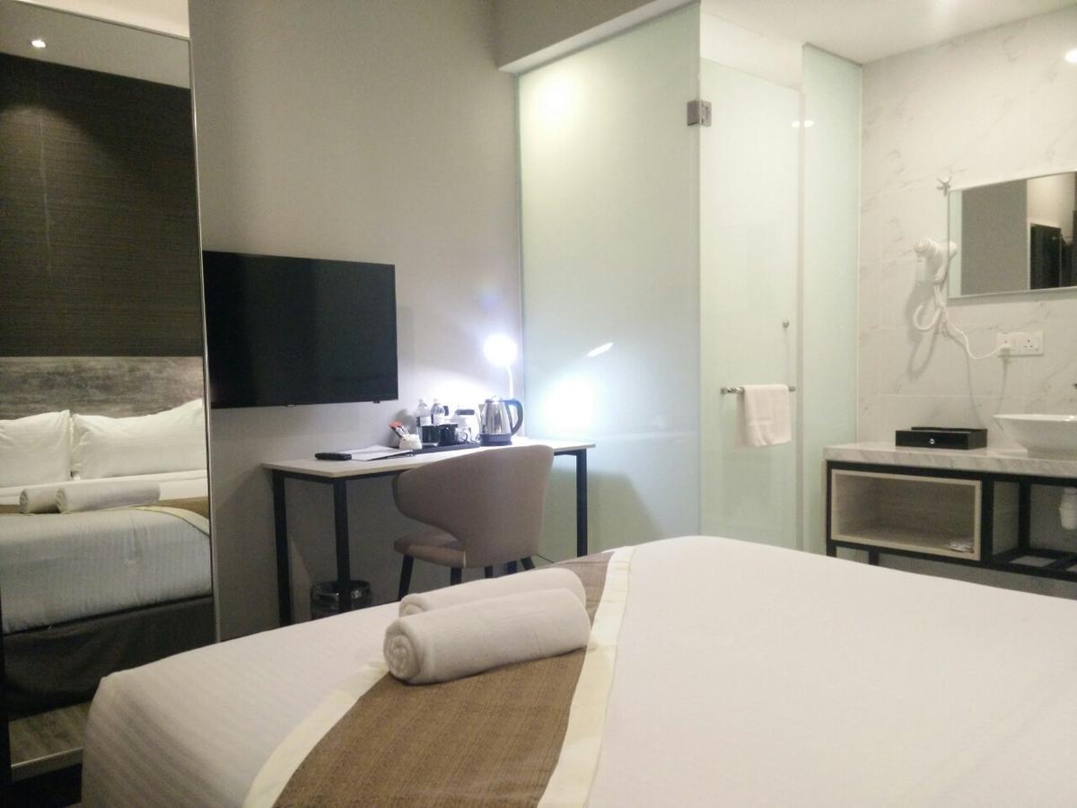 The Leverage Business Hotel Джохор-Бару Екстер'єр фото