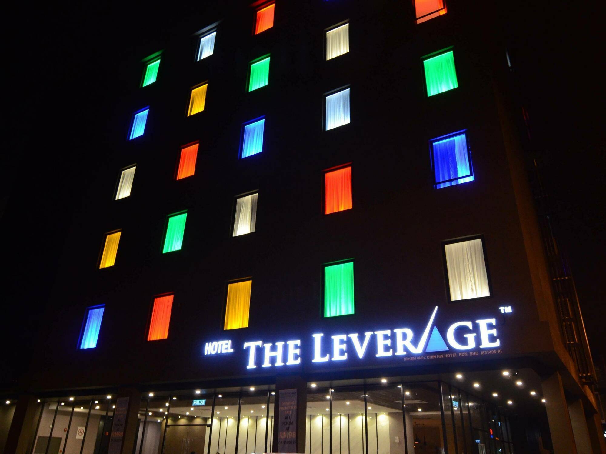 The Leverage Business Hotel Джохор-Бару Екстер'єр фото